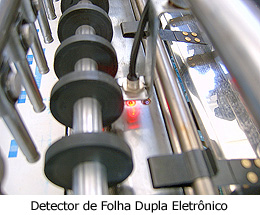 O detector de folha dupla eletr&ocirc;nico garante maior confiabilidade e rapidez no acerto e troca de papel